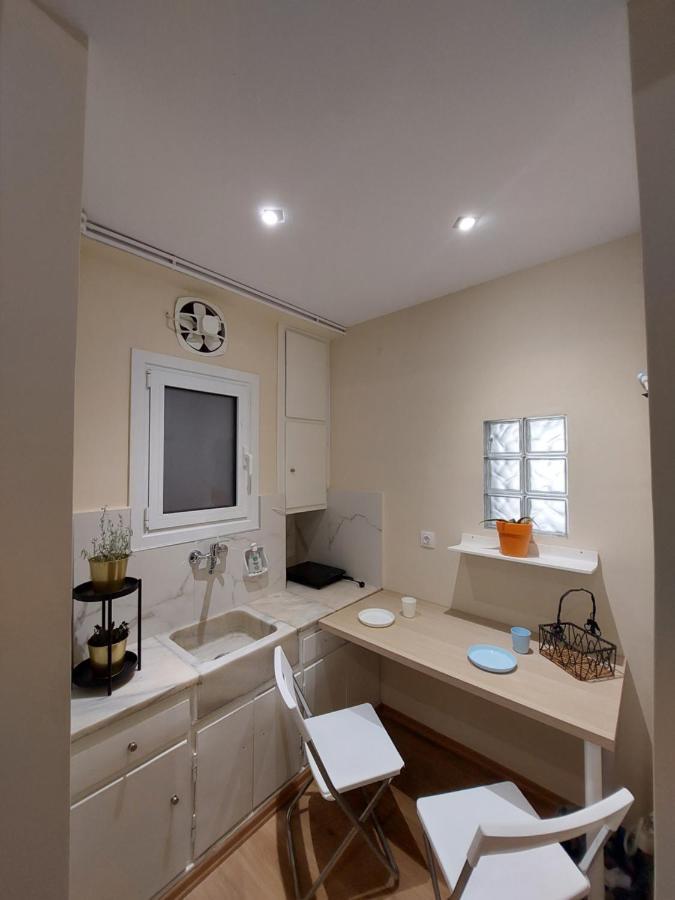 Kerameikos Residence Атина Екстериор снимка